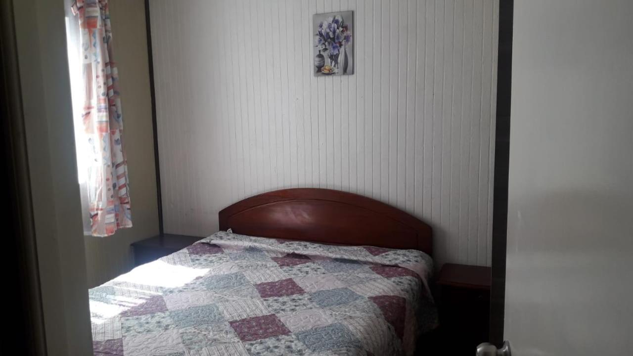 Cabanas Y Hostal Tepual Puerto Montt Esterno foto